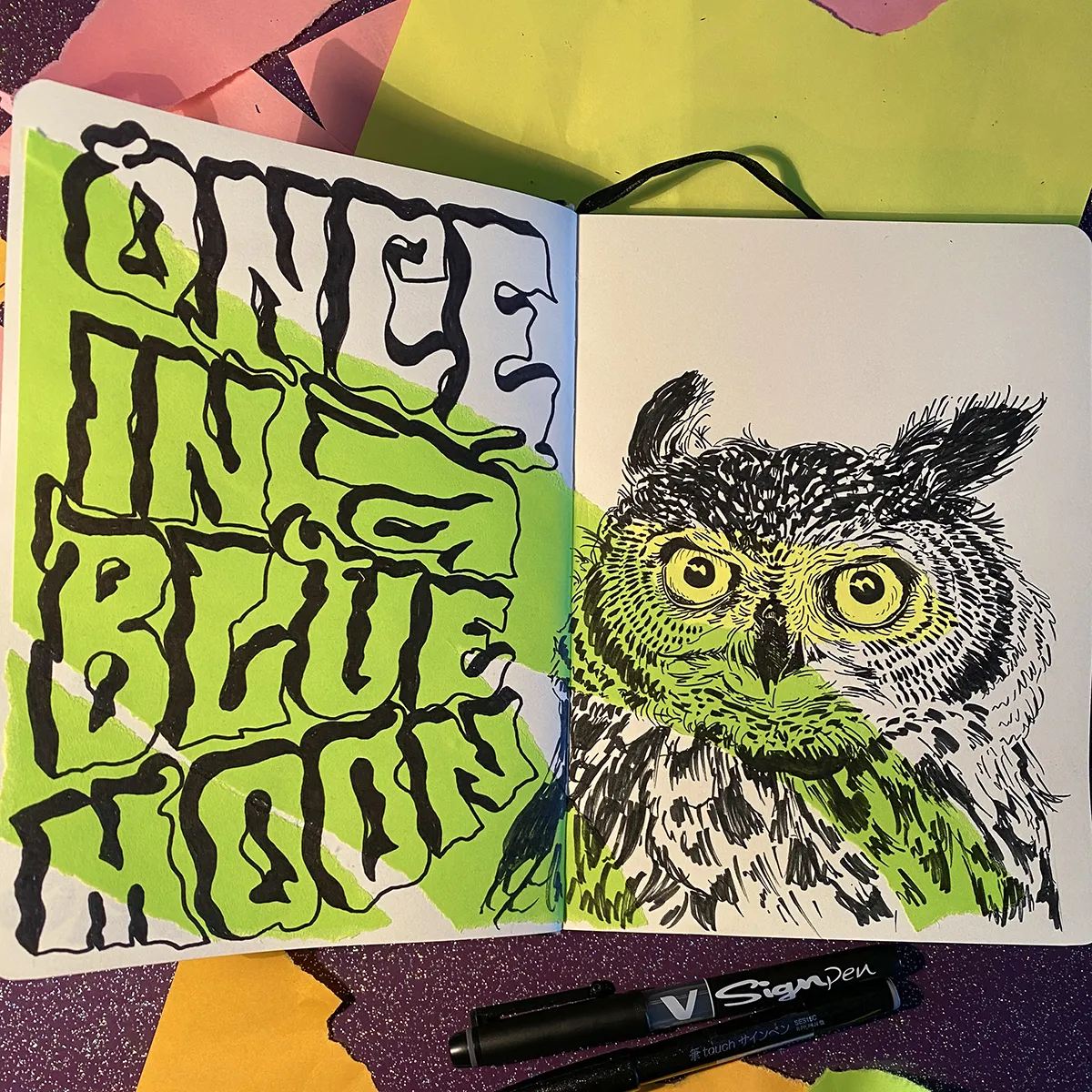CARNET-Once-in-a-blue-moon-KOSMIK Pages de carnet où est illustrée l'expression anglaise "Once in a blue moon" près d'un hibou.